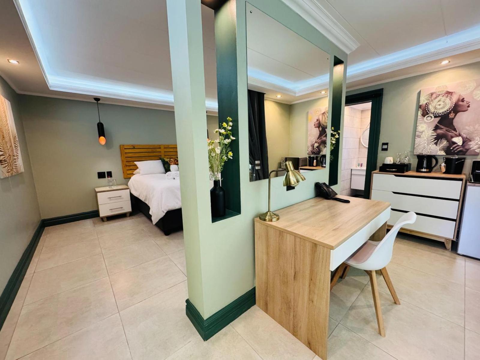 Echo Mountain Inn (Adults Only) Thabazimbi Rom bilde